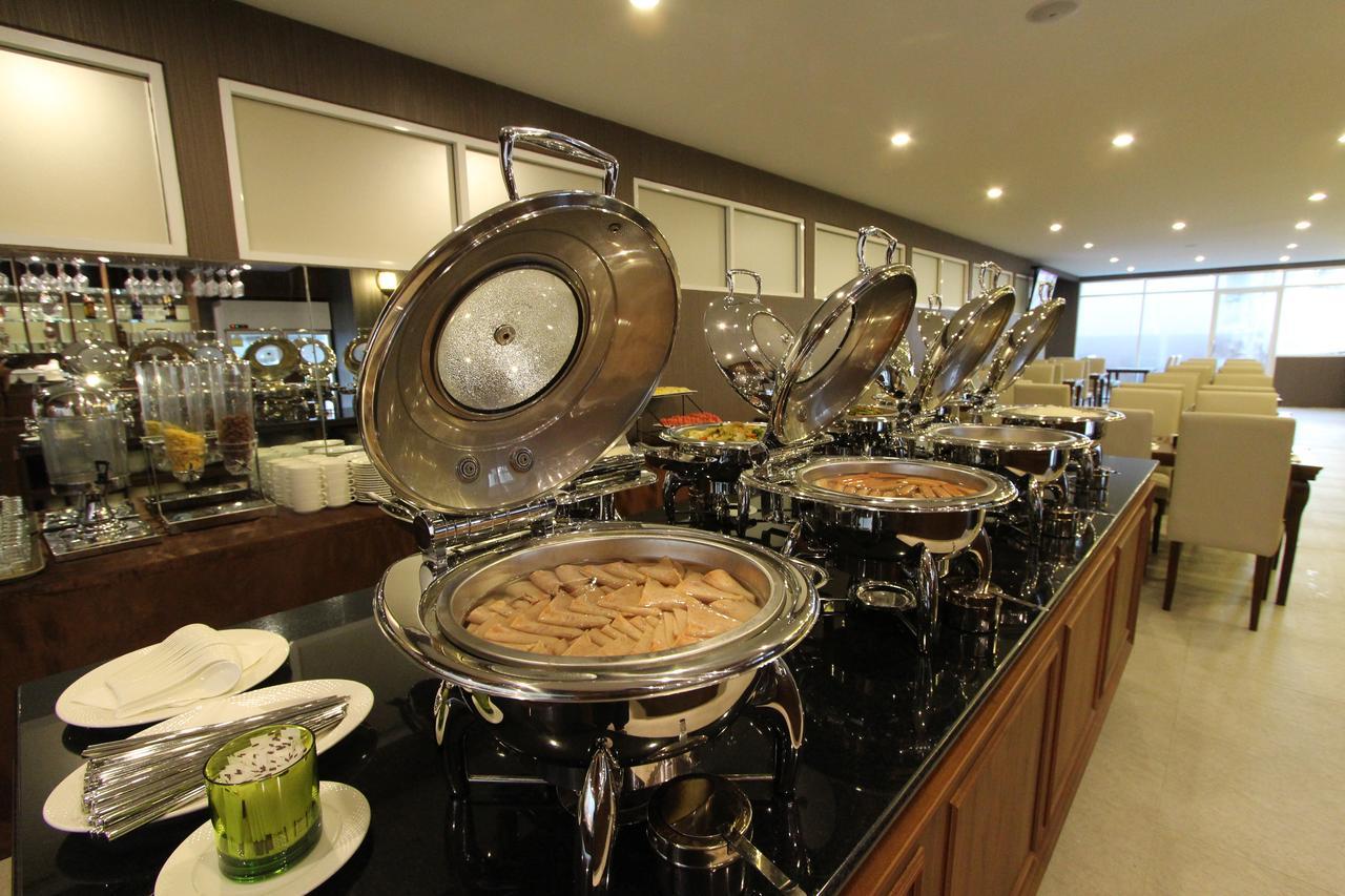Le Bangkok Hotel Екстер'єр фото